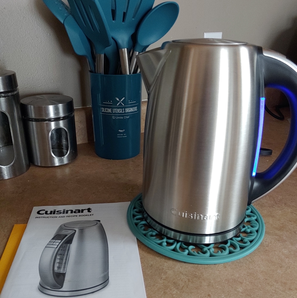 Cuisinart Digital Programmable PerfecTemp Electric Kettle